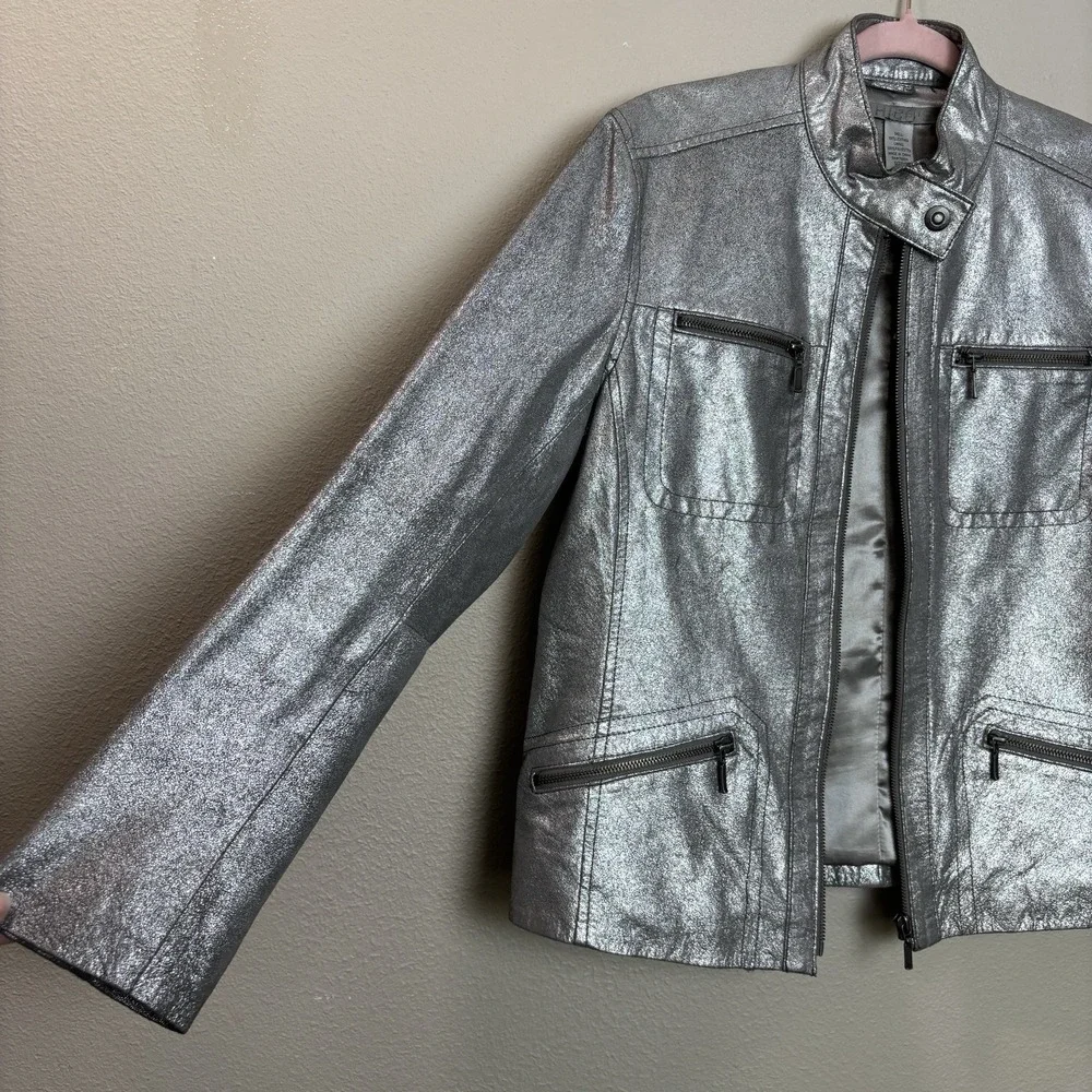 Chico's Lavish Luster Metallic Silver Leather Motorcycle‎ Jacket Sz 1 Medium Y2K